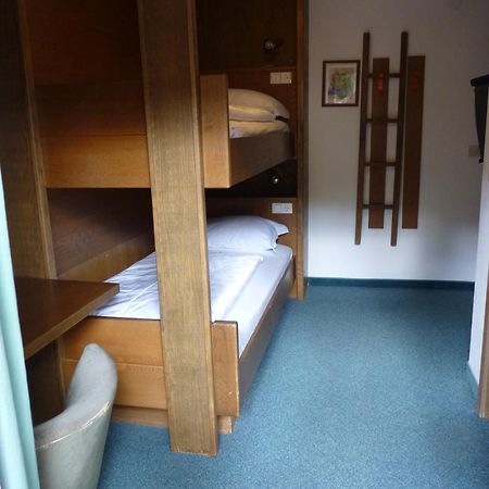Garni Pineta Hotel San Martino in Badia Room photo